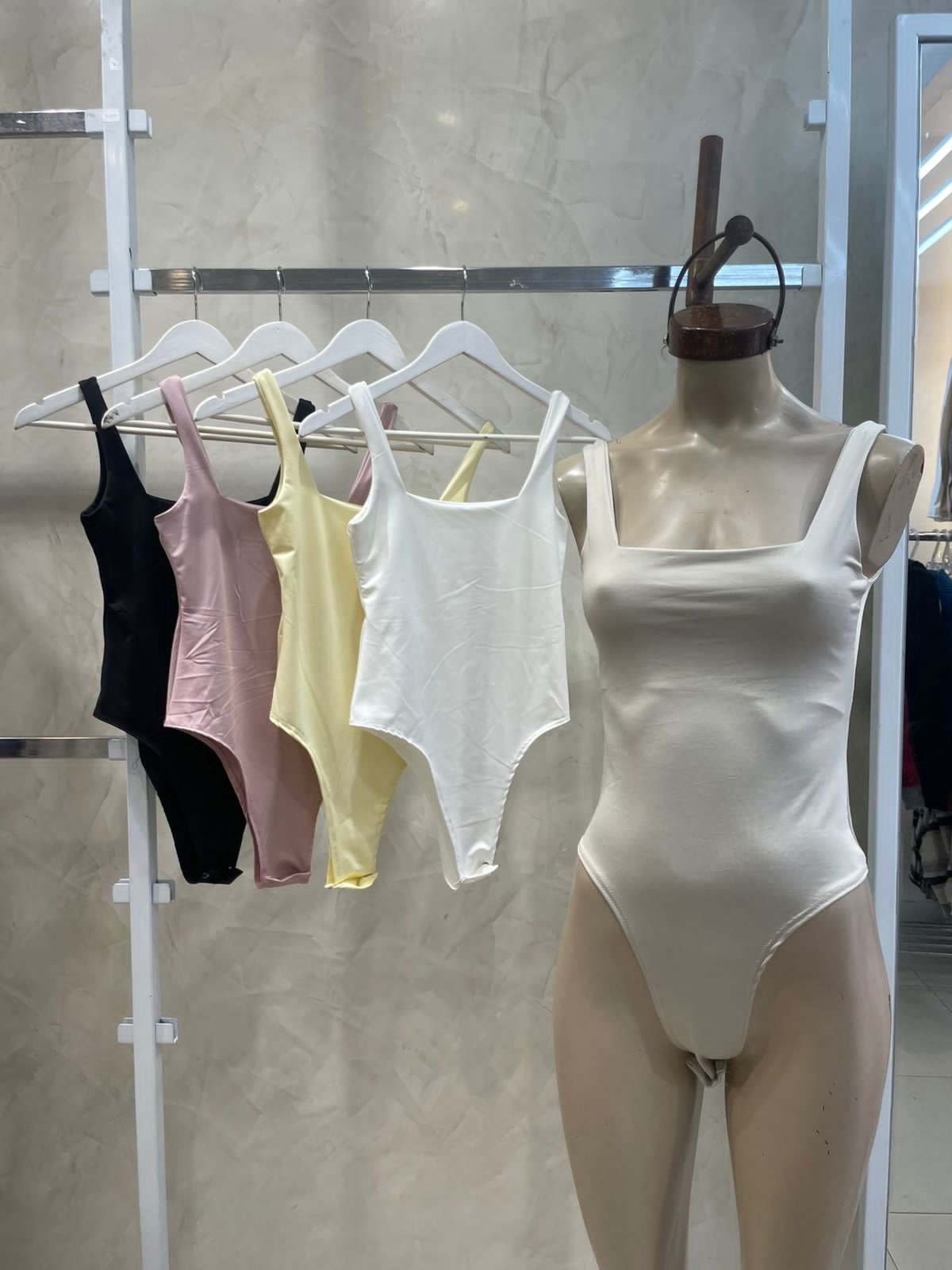 Body Escote Cuadrado (Microfibra)