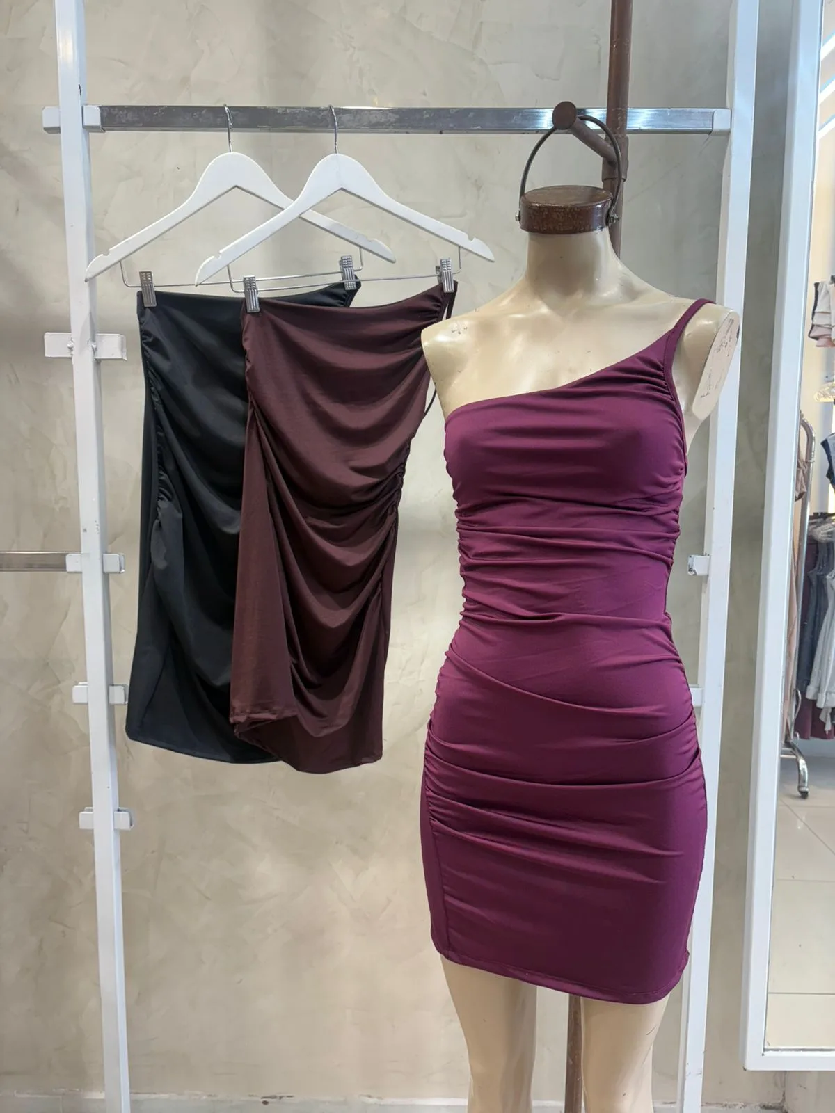 Vestido Tuli Un Hombro Fruncido - Microfibra