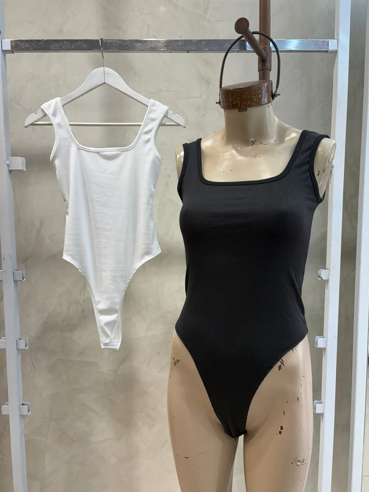 Body cuello u (morley)