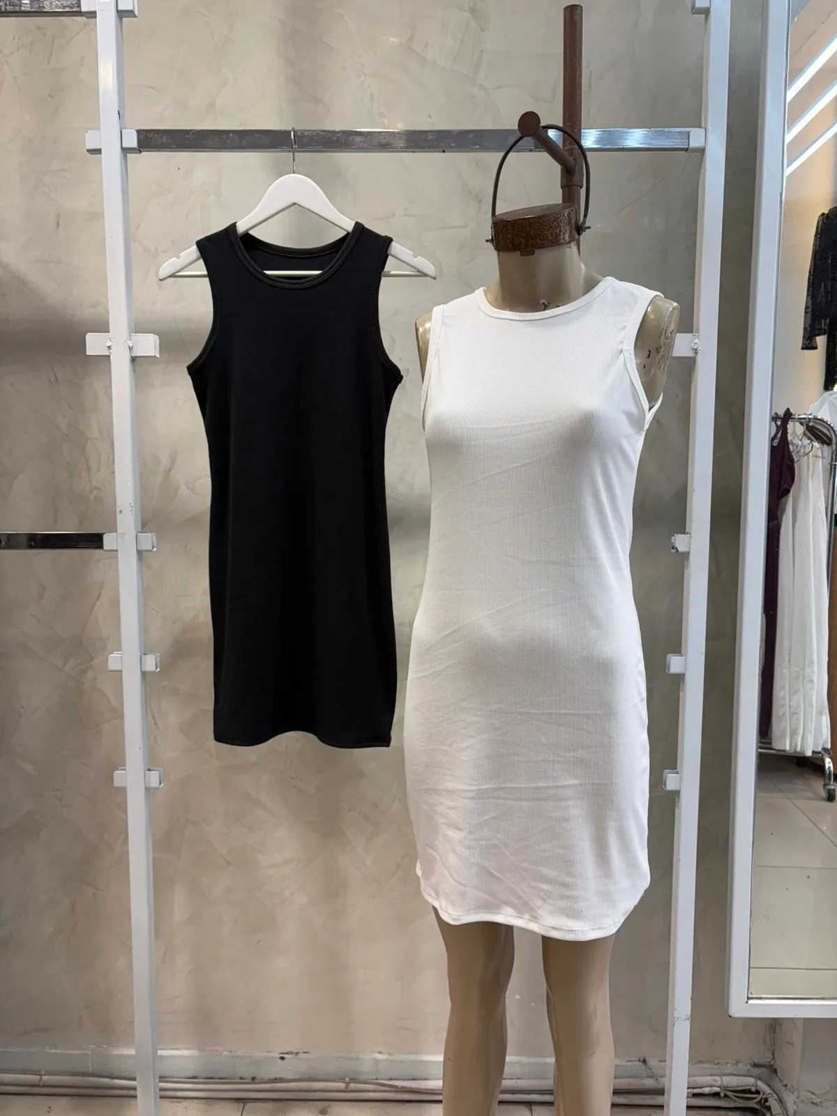 Vestido corto musculosa (morley)