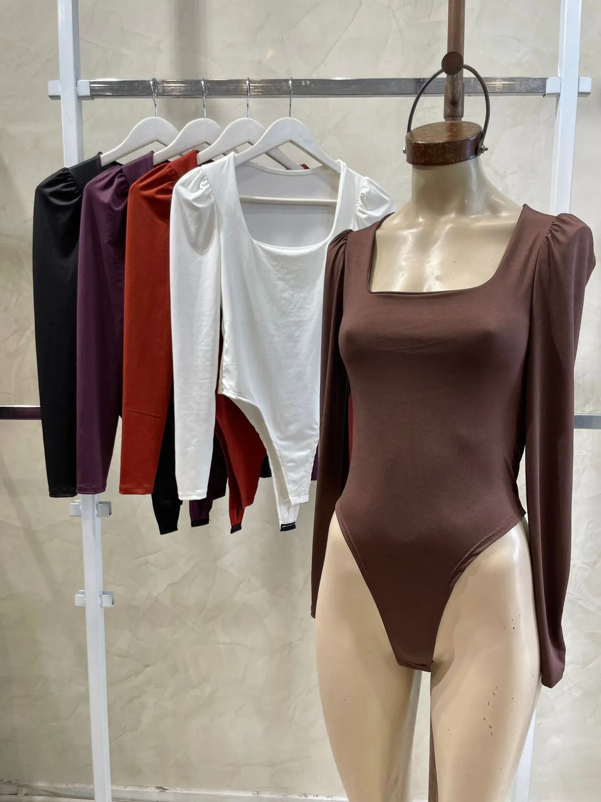 Body Escote Cuadrado, Hombros Princesa (Microfibra)