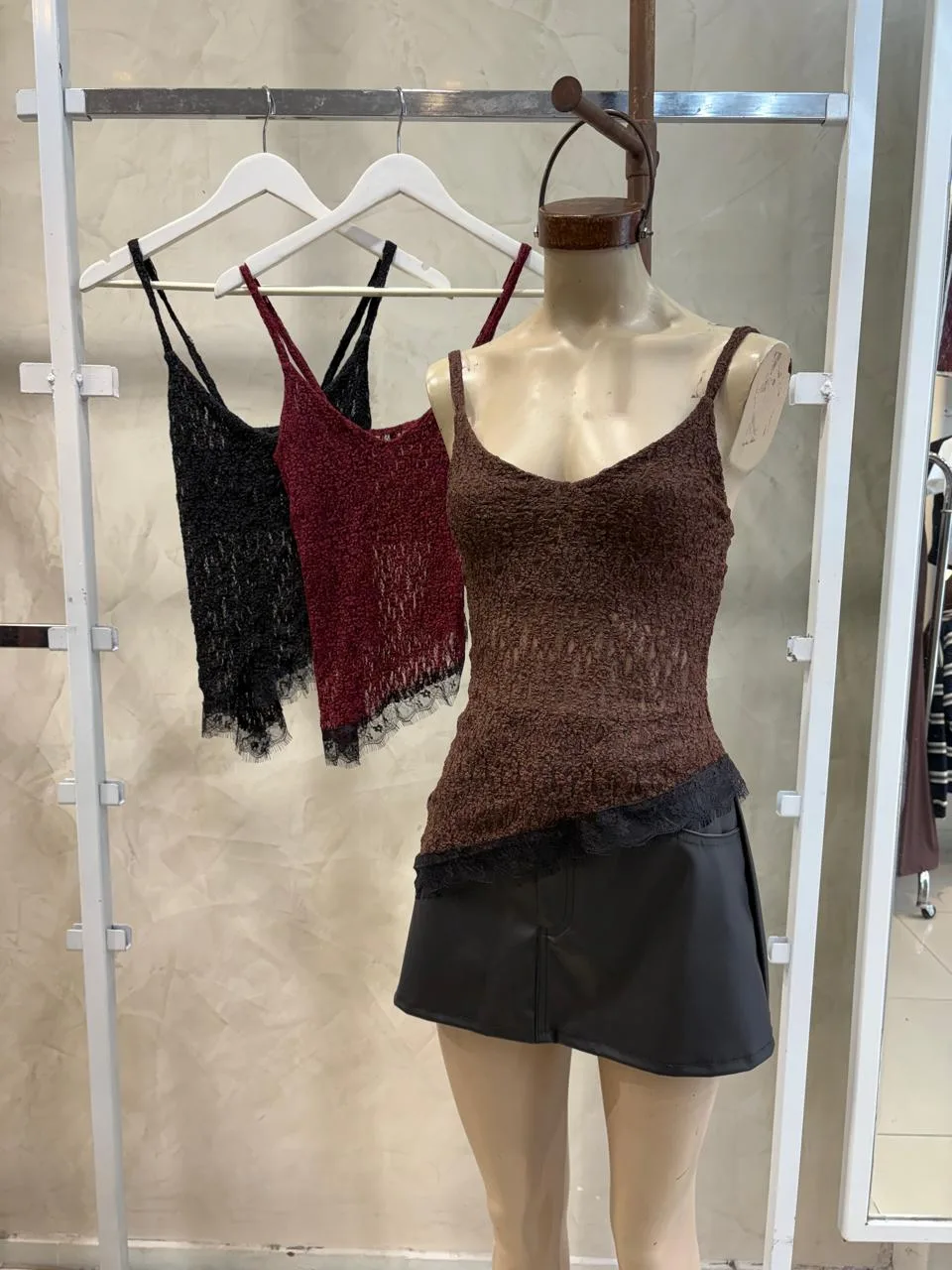 Top bretel pico (Encaje)