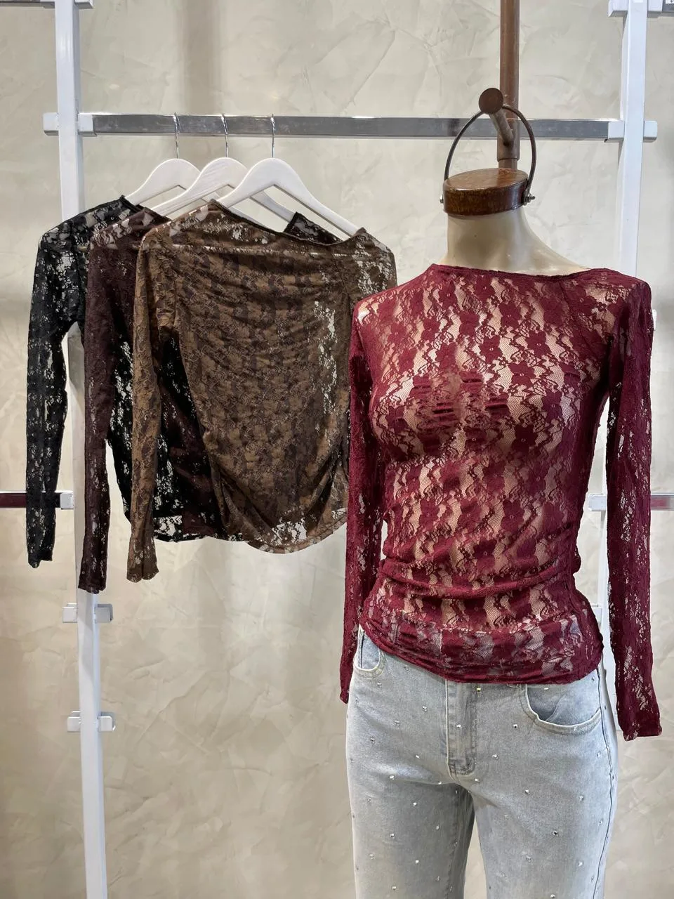 Remera M/L un hombro Frunce (Encaje)