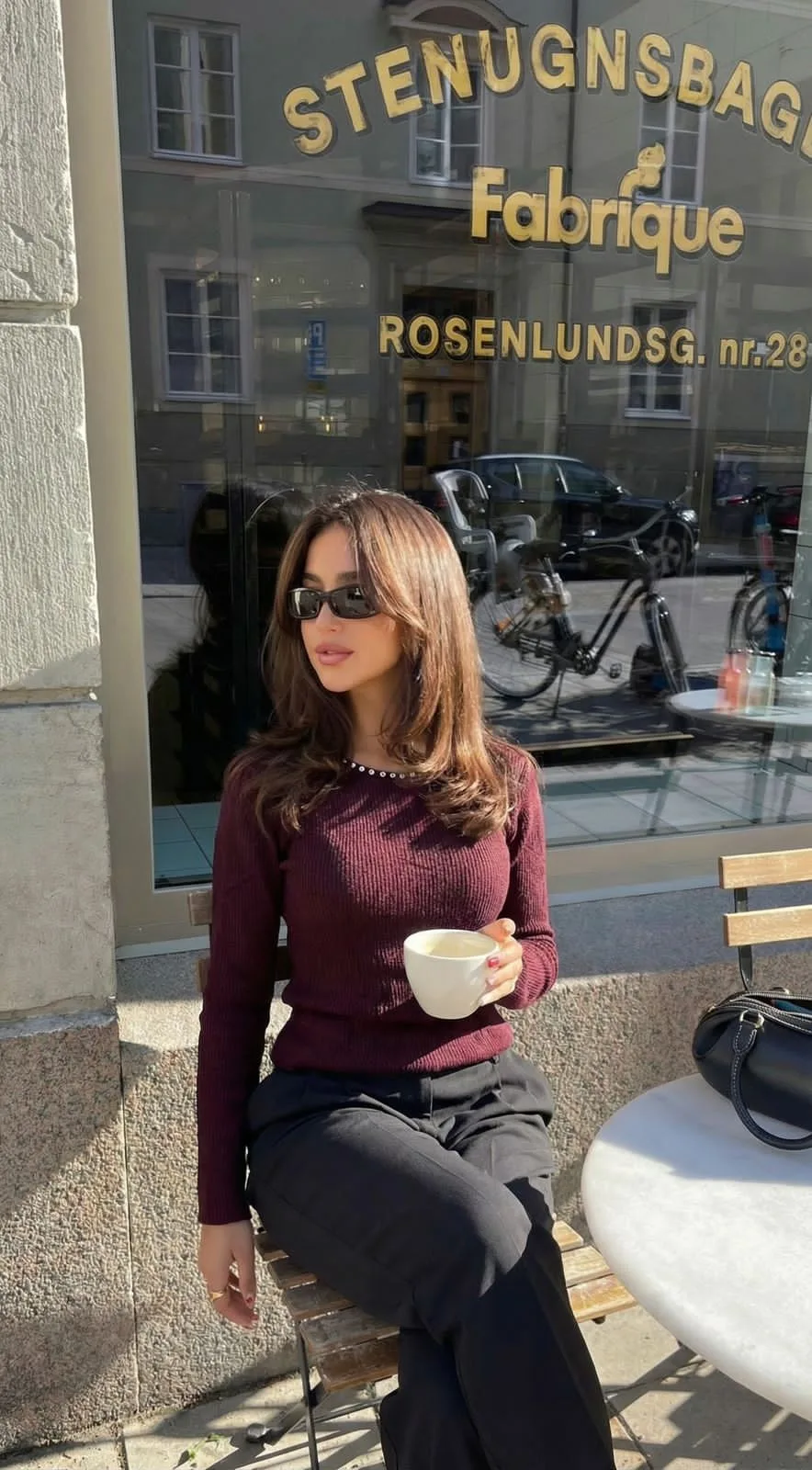 Sweater tachas importado