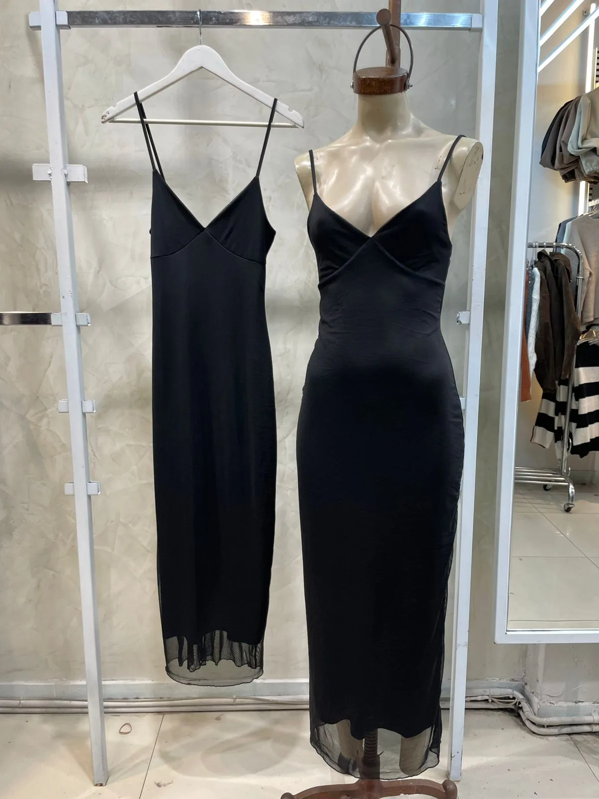 Vestido largo bretel (microfibra + tull)