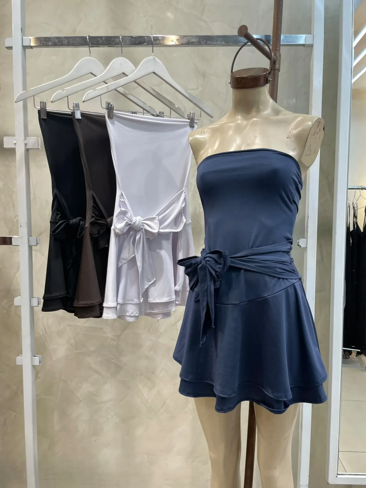 Vestido Strapless c/ Cinto (microfibra)