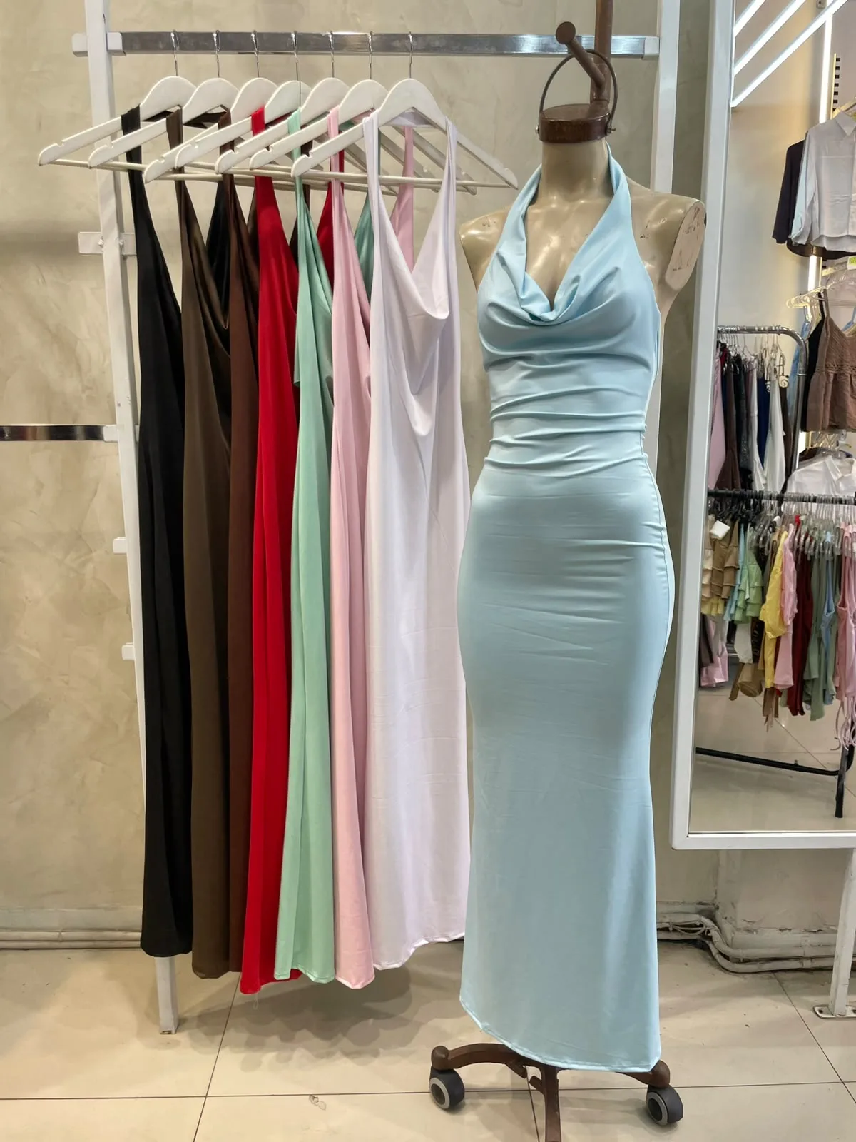 Alternative view of Vestido largo buche (microfibra)