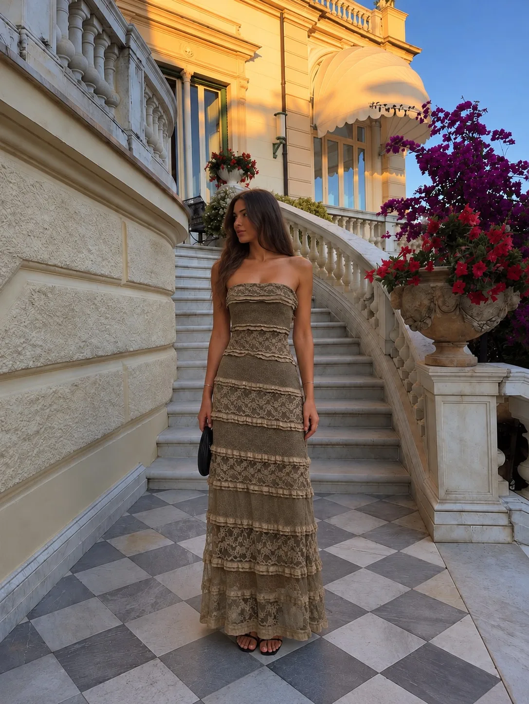 Vestido Strapless Flores (encaje)