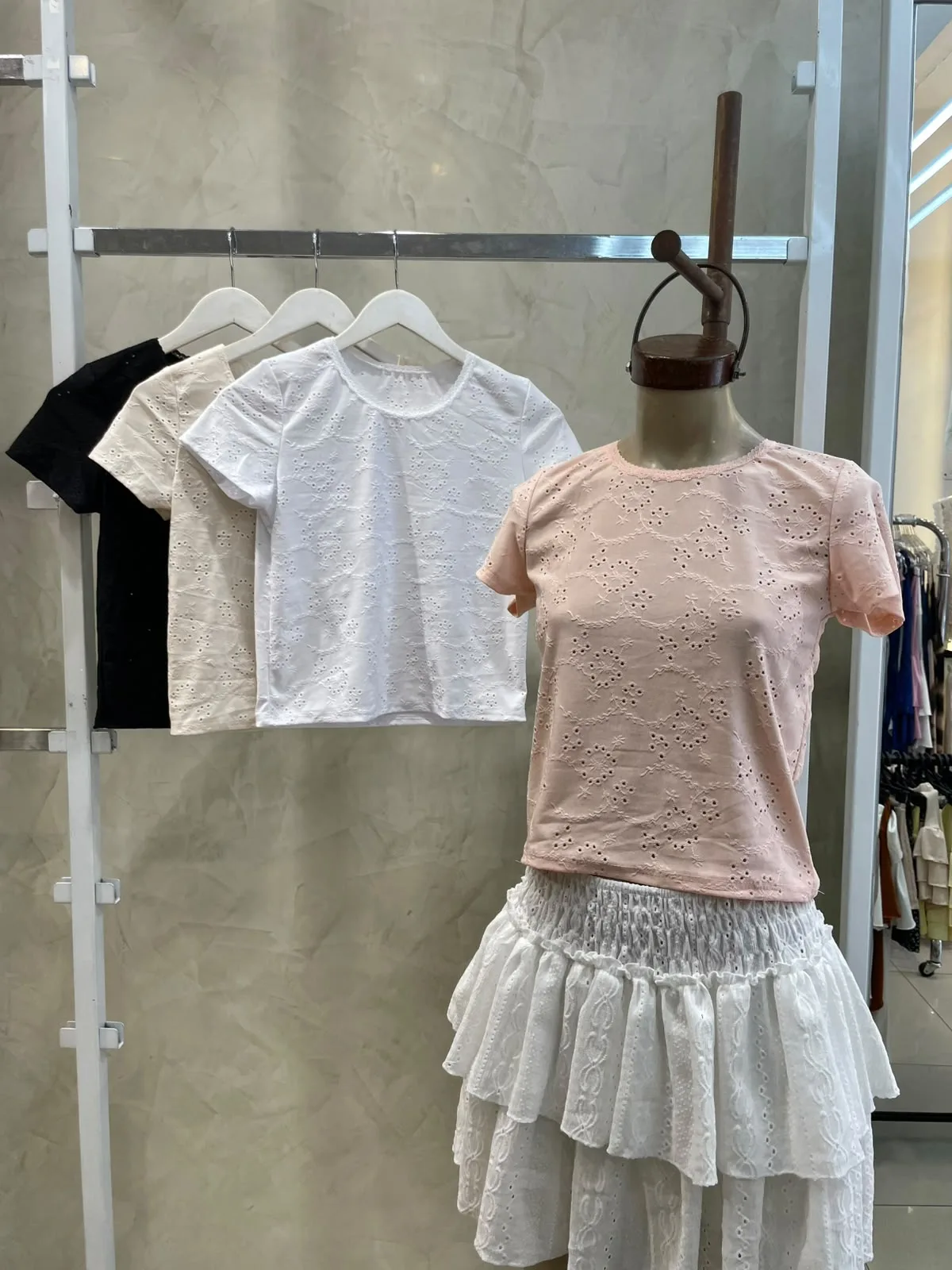 Remera Cuello Puntilla (brodery) - Hera